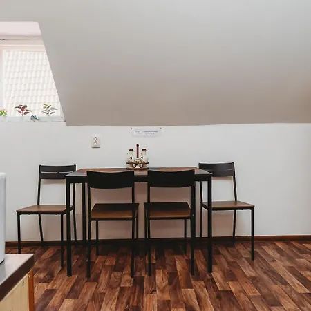 Homestay Private In The Old Town E *